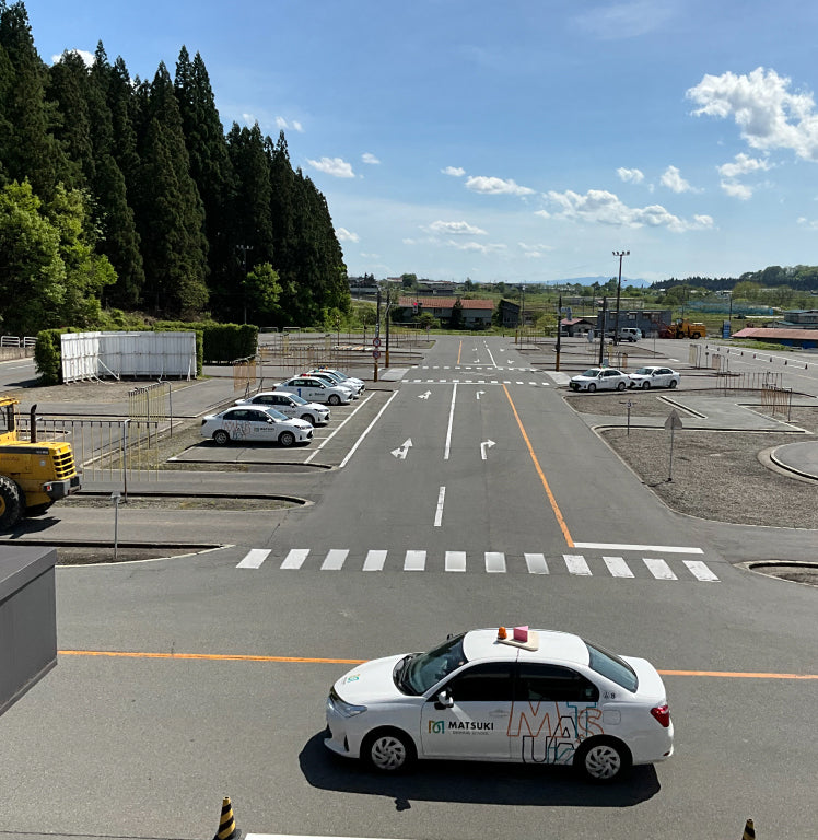 普通車AT　さくらんぼ校　３食付温泉プラン【琥珀の湯 欅の宿】5名貸切